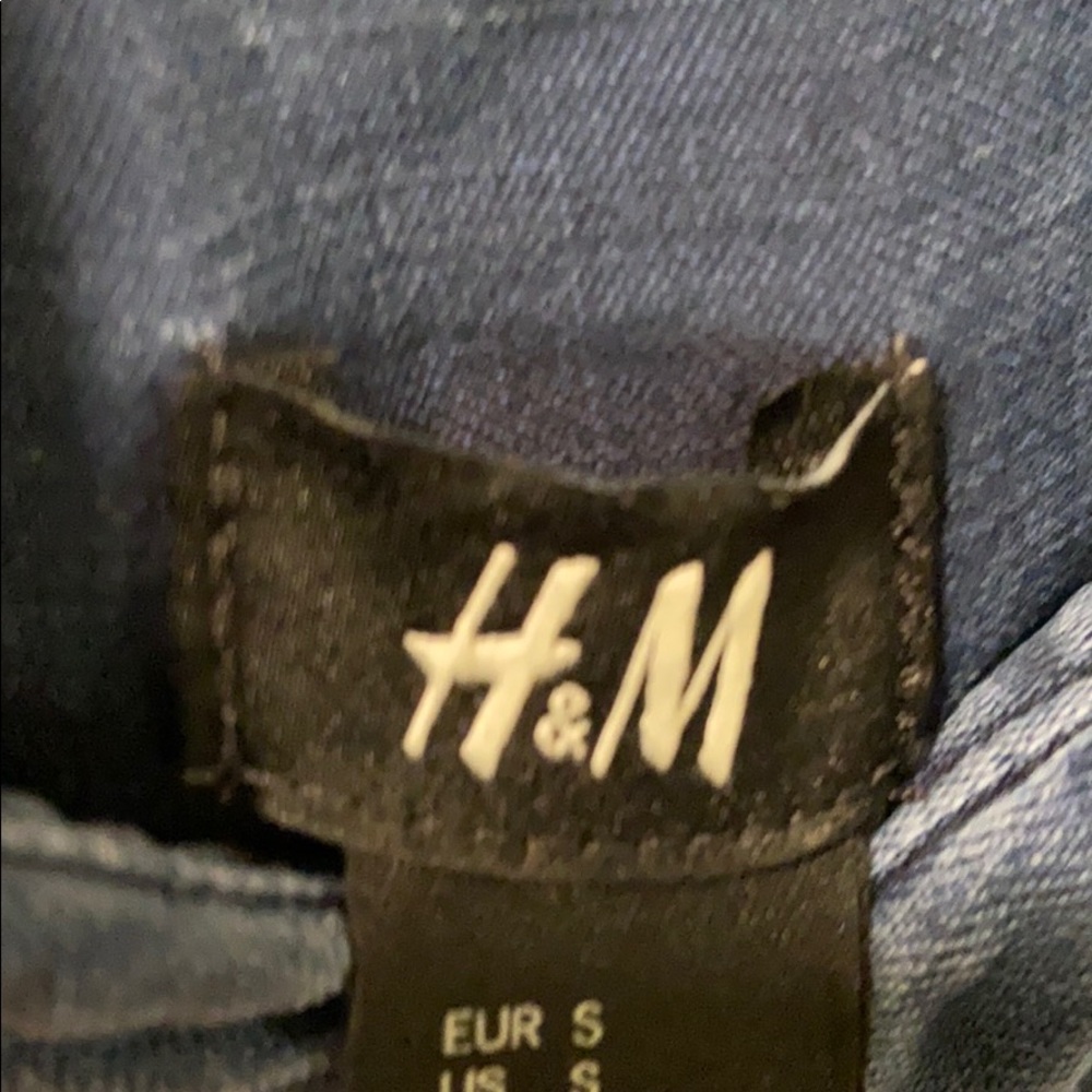 H&M button down - Picture 2 of 2